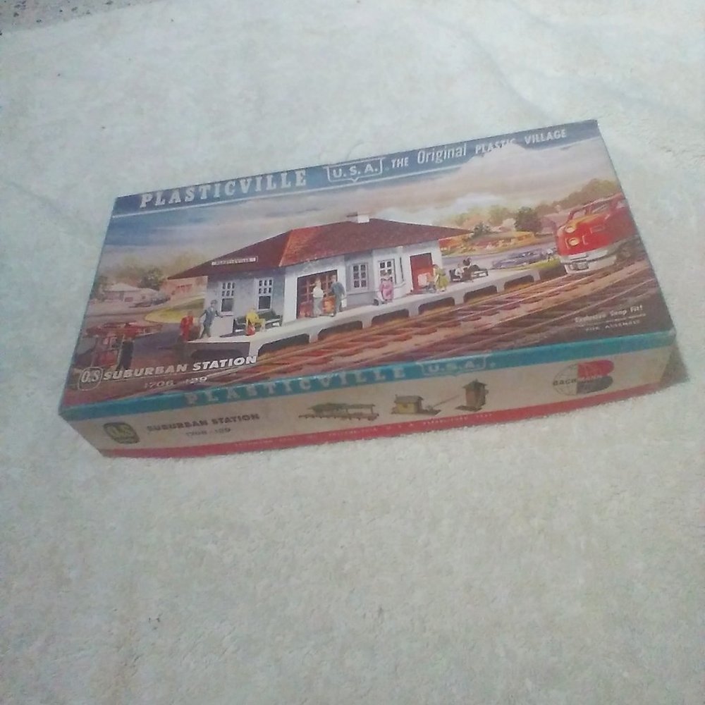 Plasticville Surburban Station